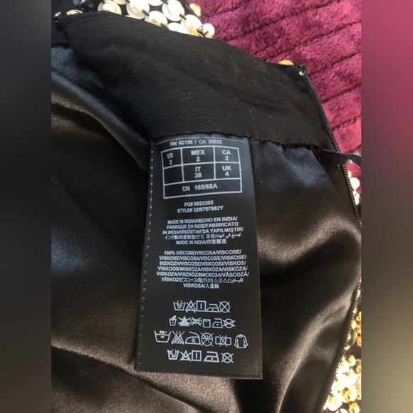 Woman skirt. - Picture 8 of 8